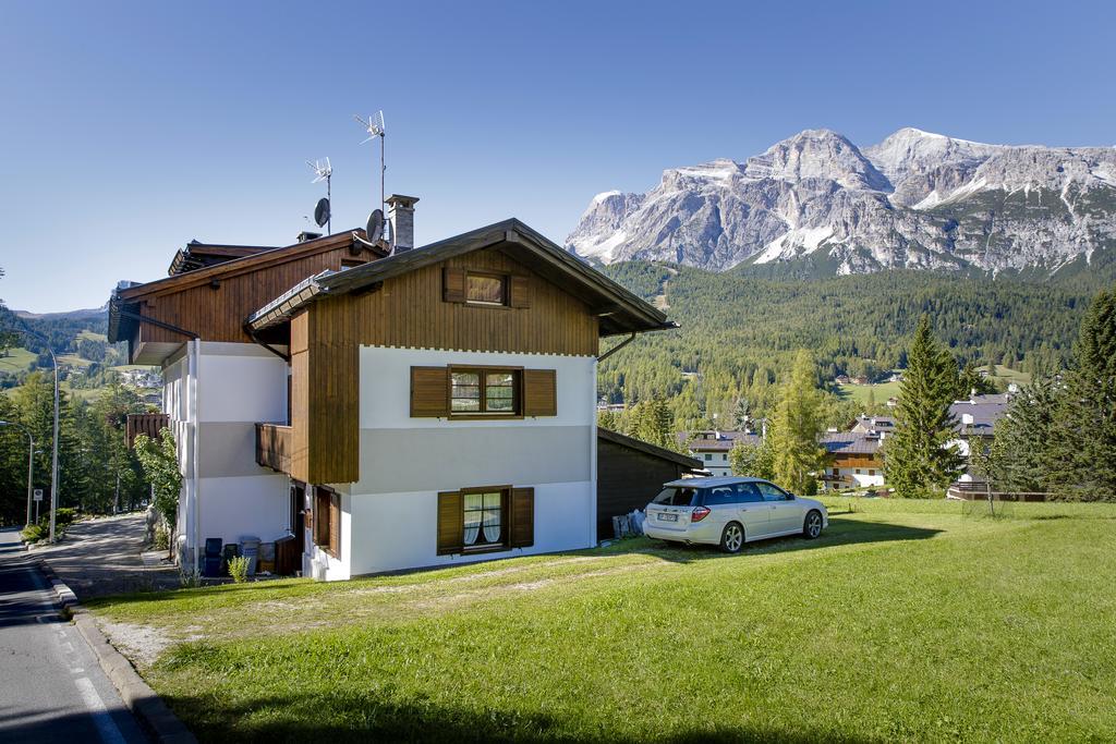 Chalet Verocai - Stayincortina Cortina dʼAmpezzo Exterior foto